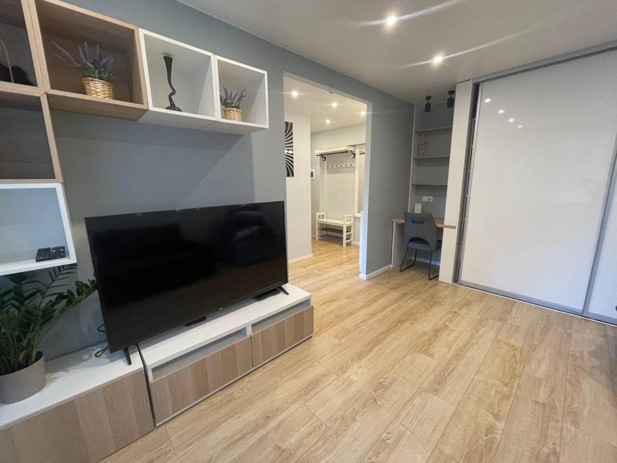 Modern 1Br Haven Near Two Parks Διαμέρισμα Ρίγα Εξωτερικό φωτογραφία