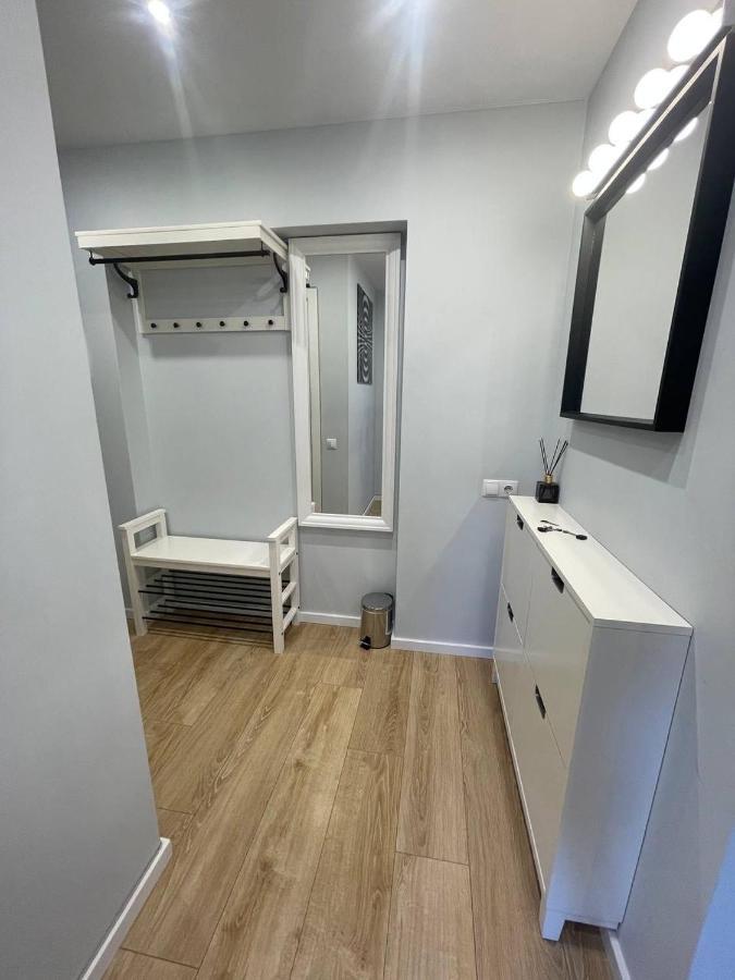 Modern 1Br Haven Near Two Parks Διαμέρισμα Ρίγα Εξωτερικό φωτογραφία